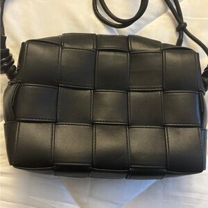 Steve Madden Woven crossbody Bag